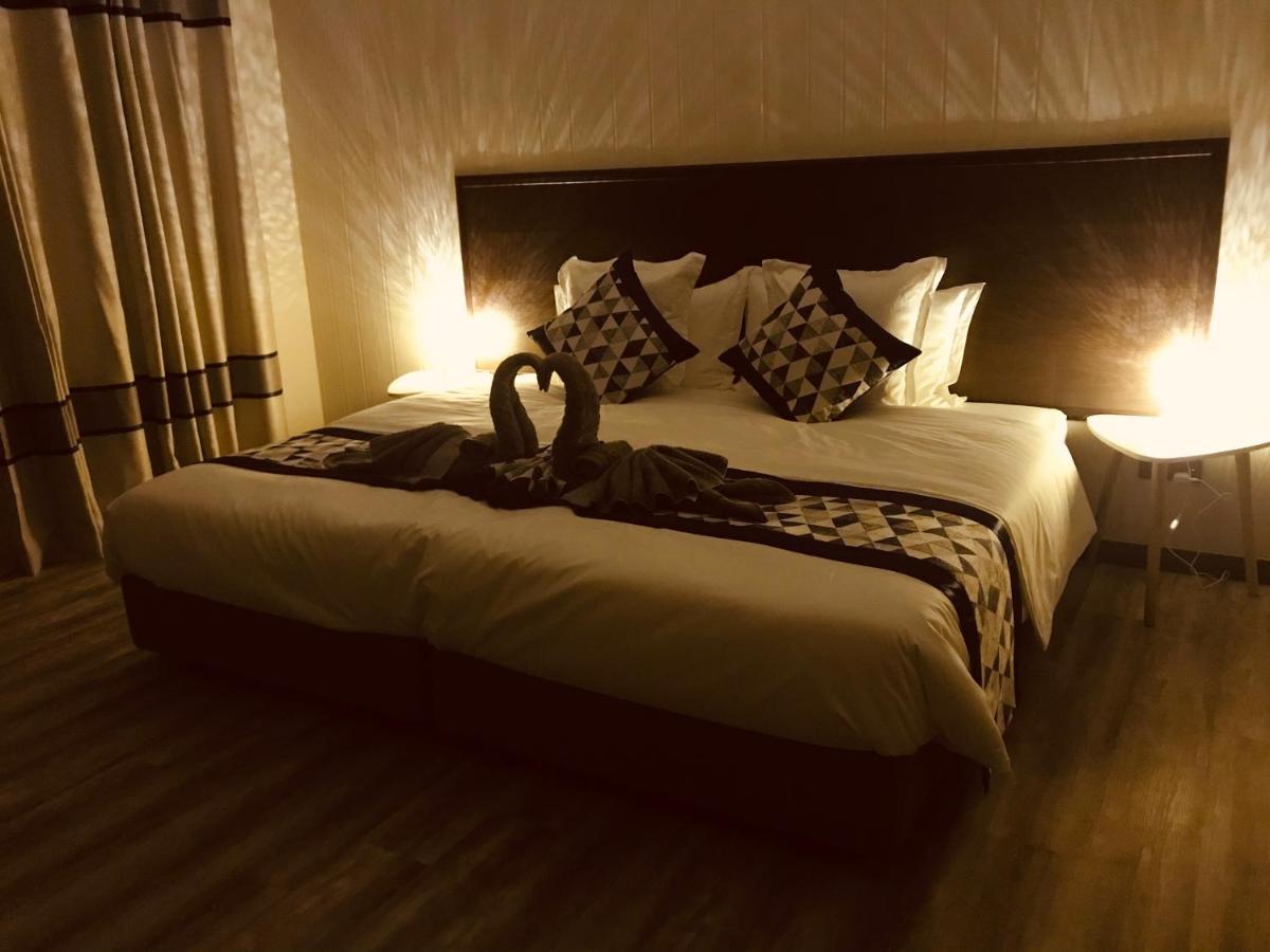 Shun Shun Water Bungalows Hotel Semporna Zewnętrze zdjęcie