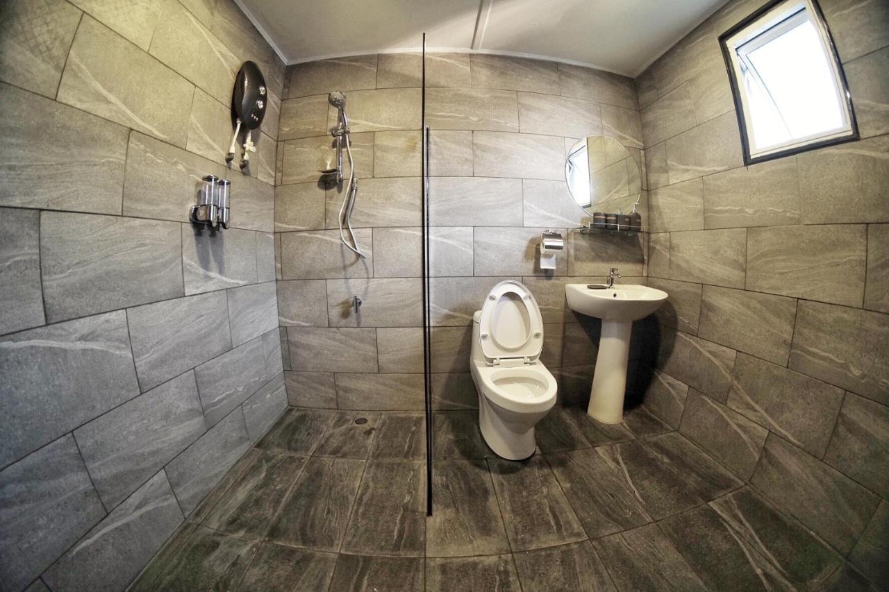 Shun Shun Water Bungalows Hotel Semporna Zewnętrze zdjęcie